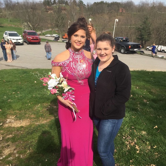 Prom dress - Picture 3 of 3